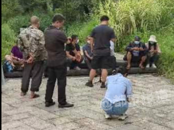 �Ե׼��߻�Ӧɾ��Ƶ��������