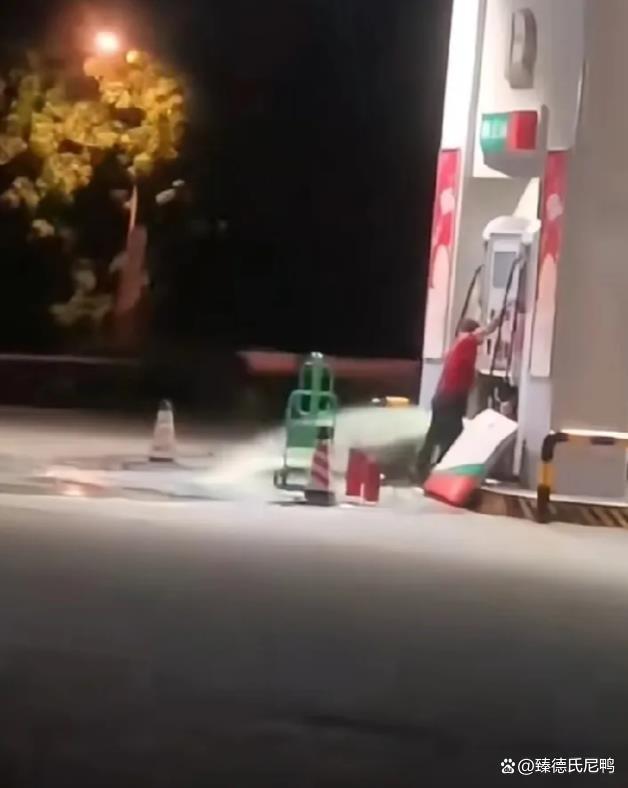 �㶫����վԱ�������������й©�� ���ǡ��������ڹ�����