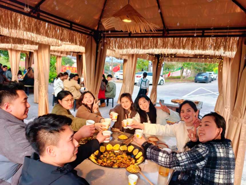 �Ž��ر���ƺ�����������Ƶ�